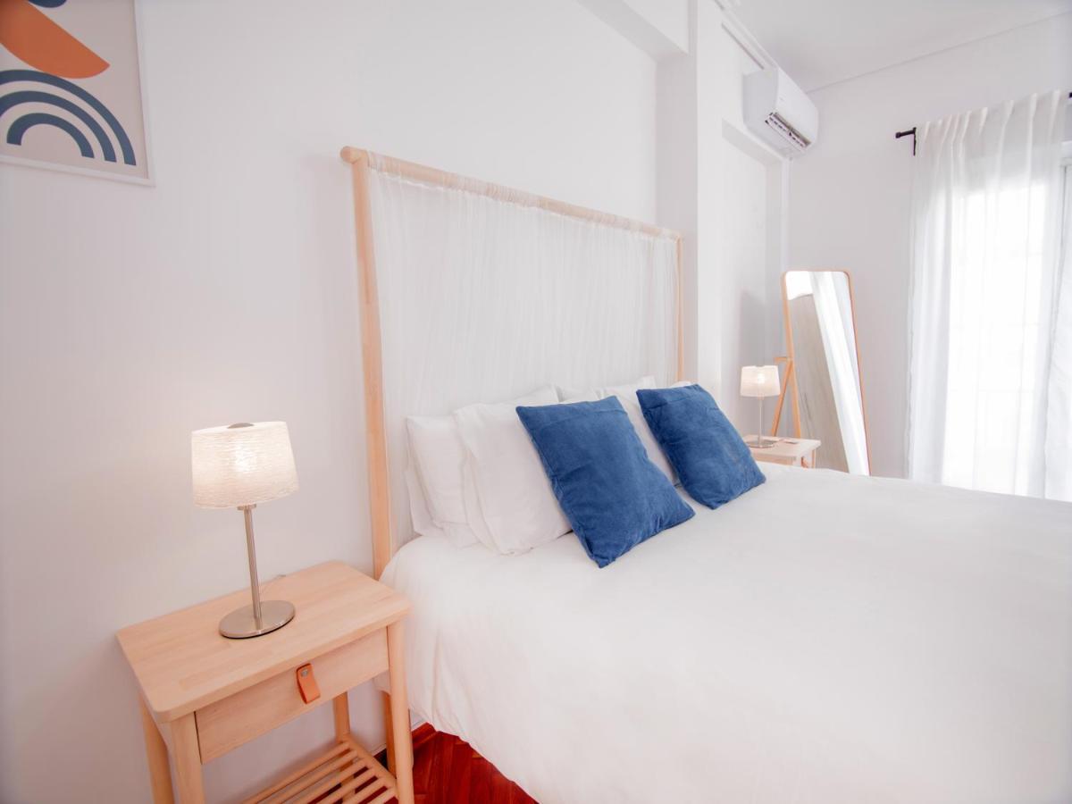 אתונה In The Shadow Of Acropolis - Spacious & Lovely Apt מראה חיצוני תמונה