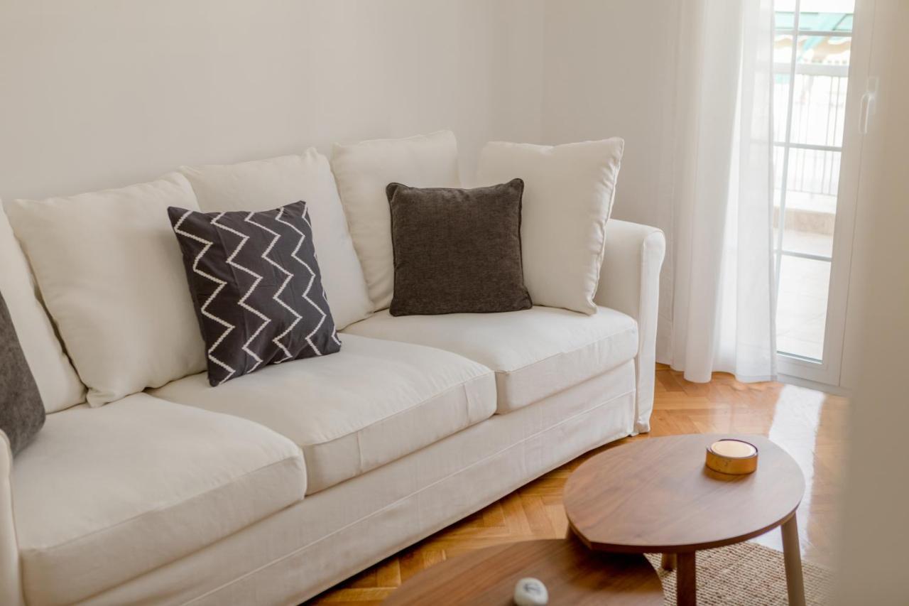 אתונה In The Shadow Of Acropolis - Spacious & Lovely Apt מראה חיצוני תמונה